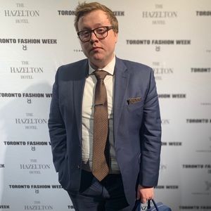 Meet your Posher, Earl